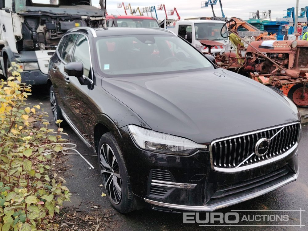 2020 Volvo XC60 T6 AWD Recharge Hybrid Automatic, Leather Seats, Reverse Camera, A/C, Electric Summer Roof (Water Damaged Engine) - Personenbil: bilde 4 2020 Volvo XC60 T6 AWD Recharge Hybrid Automatic, Leather Seats, Reverse Camera, A/C, Electric Summer Roof (Water Damaged Engine) - Personenbil: bilde 4
