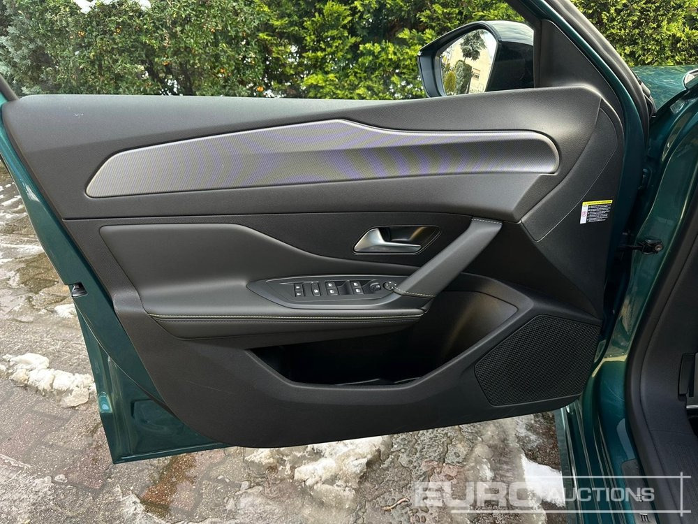 Personenbil 2024 Peugeot 308SW: bilde 14
