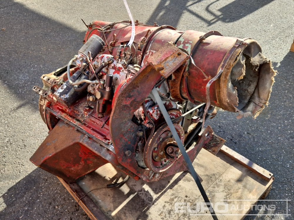 Deutz 3 Cylinder Diesel Engine - Motor: bilde 2 Deutz 3 Cylinder Diesel Engine - Motor: bilde 2