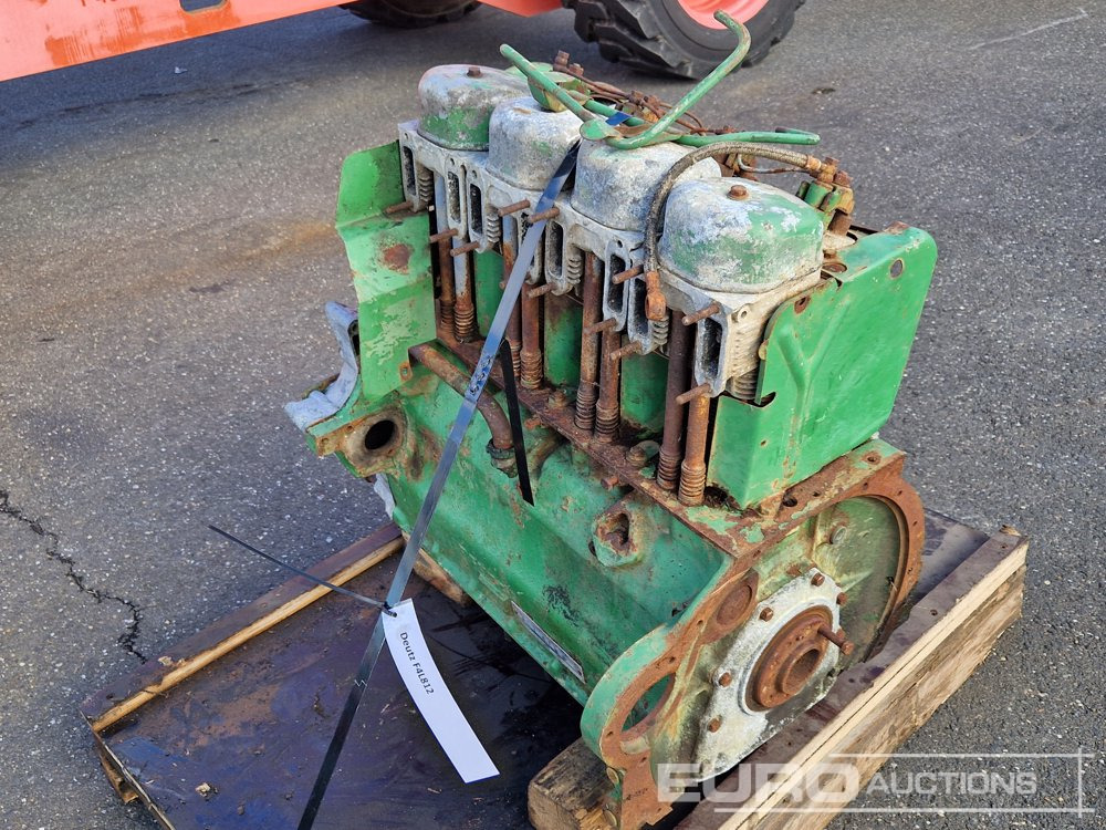 Deutz 4 Cylinder Diesel Engine - Motor: bilde 4 Deutz 4 Cylinder Diesel Engine - Motor: bilde 4