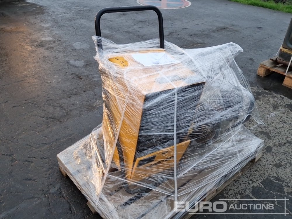 Dynapac LF100 - Vibroplate: bilde 4 Dynapac LF100 - Vibroplate: bilde 4