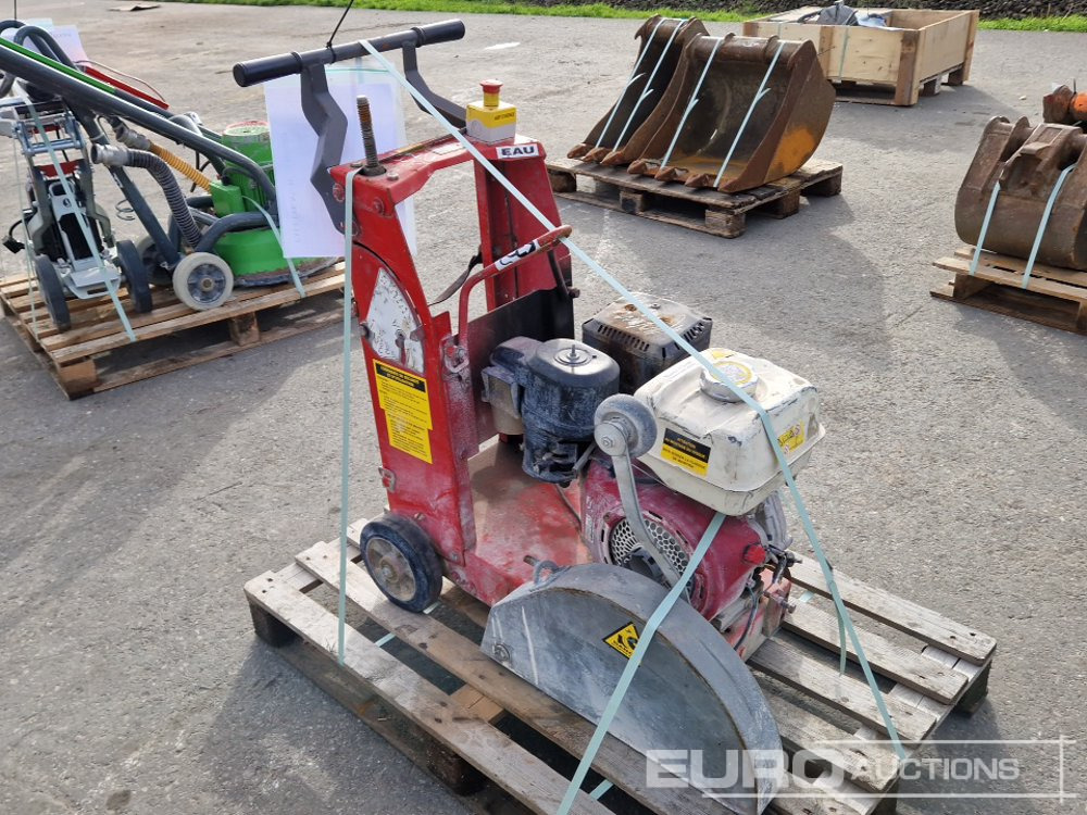 Husqvarna Walk Behind Asphalt Saw - Asfaltteknikk: bilde 3 Husqvarna Walk Behind Asphalt Saw - Asfaltteknikk: bilde 3