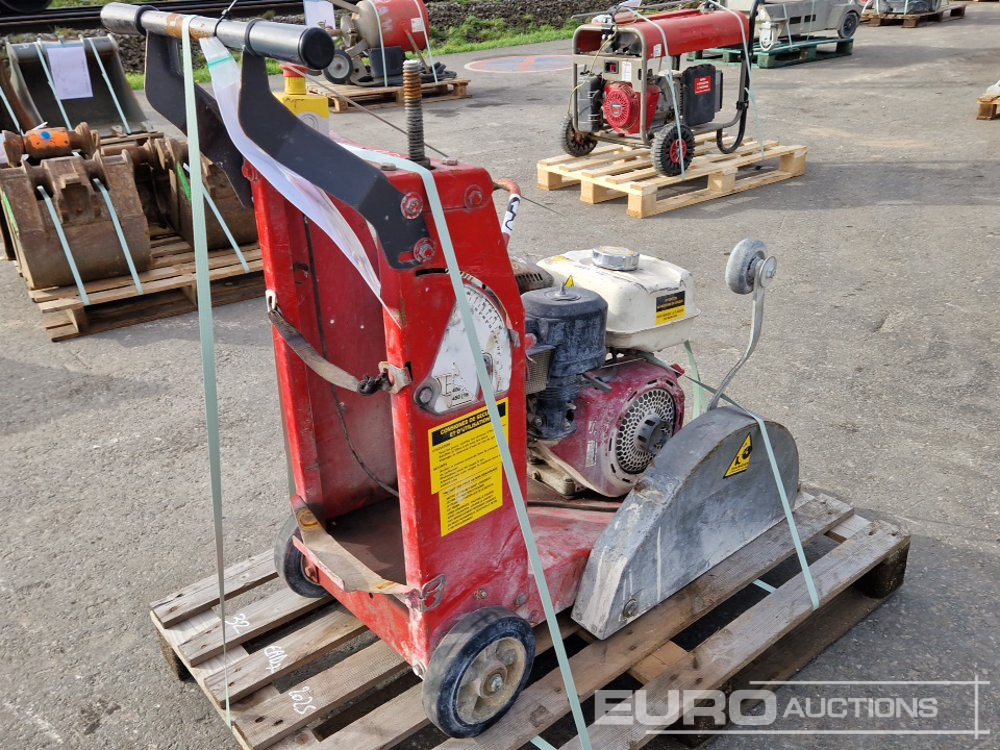 Husqvarna Walk Behind Asphalt Saw - Asfaltteknikk: bilde 4 Husqvarna Walk Behind Asphalt Saw - Asfaltteknikk: bilde 4