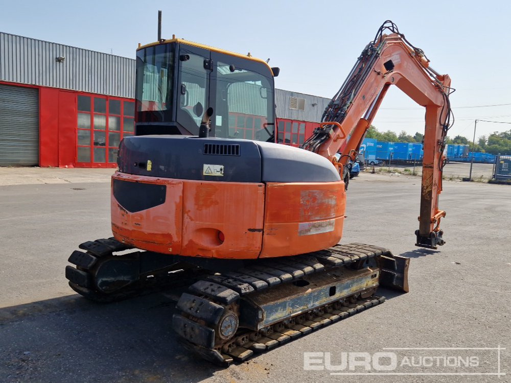 Komatsu PC88MR-6 - Minigraver: bilde 5 Komatsu PC88MR-6 - Minigraver: bilde 5