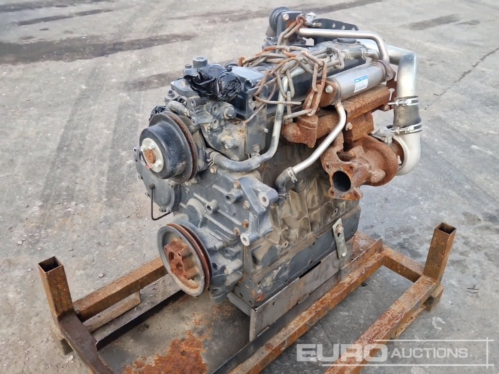 Kubota 4 Cylinder Turbo Diesel Engine - Motor: bilde 3 Kubota 4 Cylinder Turbo Diesel Engine - Motor: bilde 3