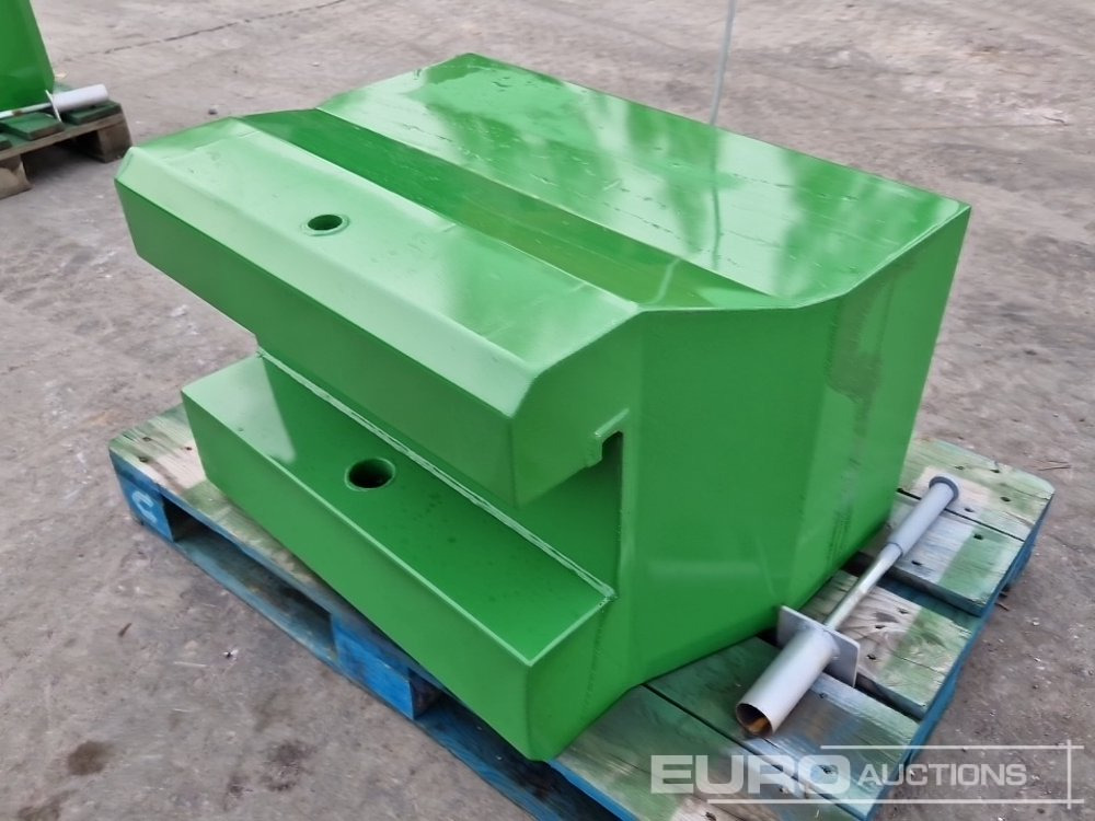 Unused 2025 John Deere 600kg Front Weights to suit John Deere Tractors, Metal Case with Towing Eye (Green) - Landbruksteknikk: bilde 3 Unused 2025 John Deere 600kg Front Weights to suit John Deere Tractors, Metal Case with Towing Eye (Green) - Landbruksteknikk: bilde 3