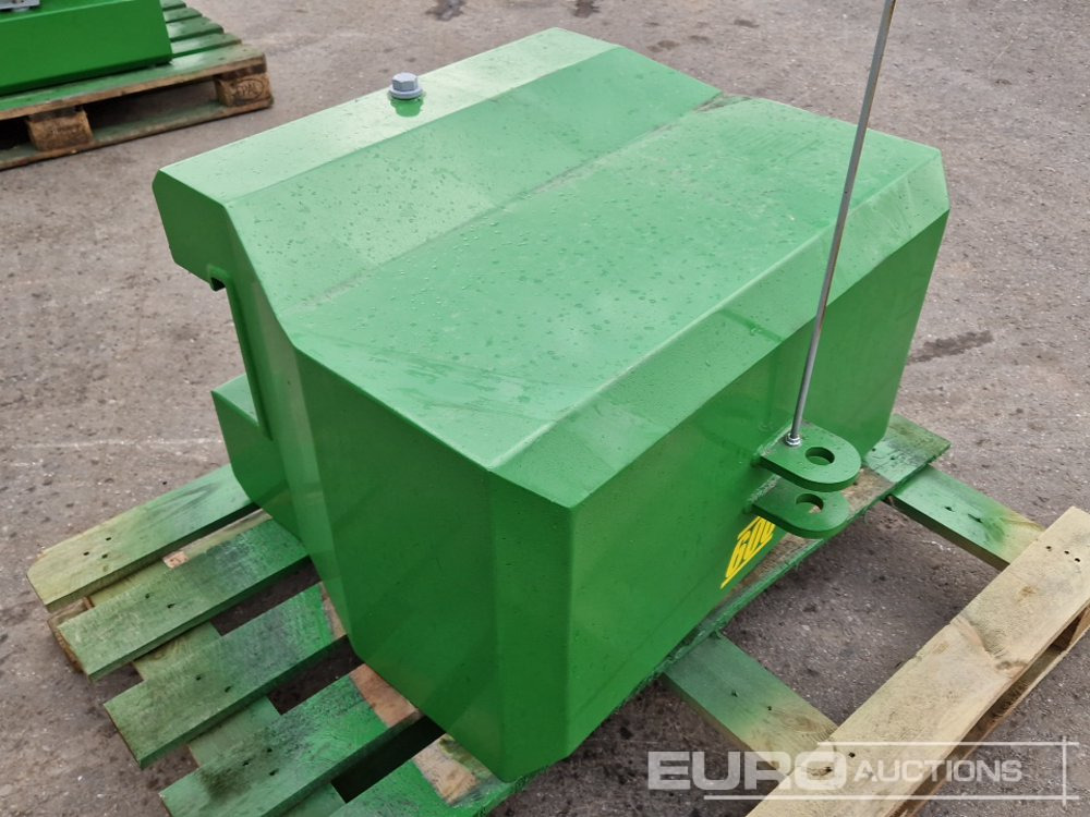 Unused 2025 John Deere 600kg Front Weights to suit John Deere Tractors, Metal Case with Towing Eye (Green) - Landbruksteknikk: bilde 4 Unused 2025 John Deere 600kg Front Weights to suit John Deere Tractors, Metal Case with Towing Eye (Green) - Landbruksteknikk: bilde 4
