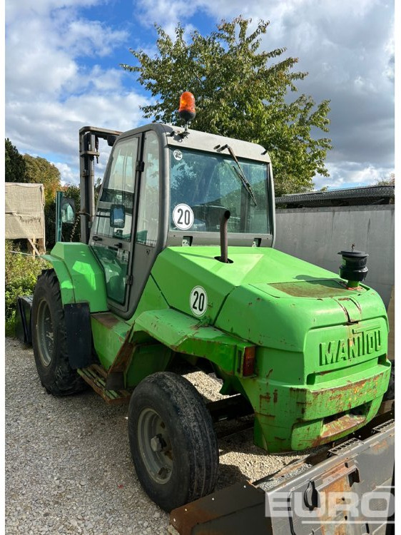 Manitou M26-2 - Terrenggående gaffeltruck: bilde 1 Manitou M26-2 - Terrenggående gaffeltruck: bilde 1
