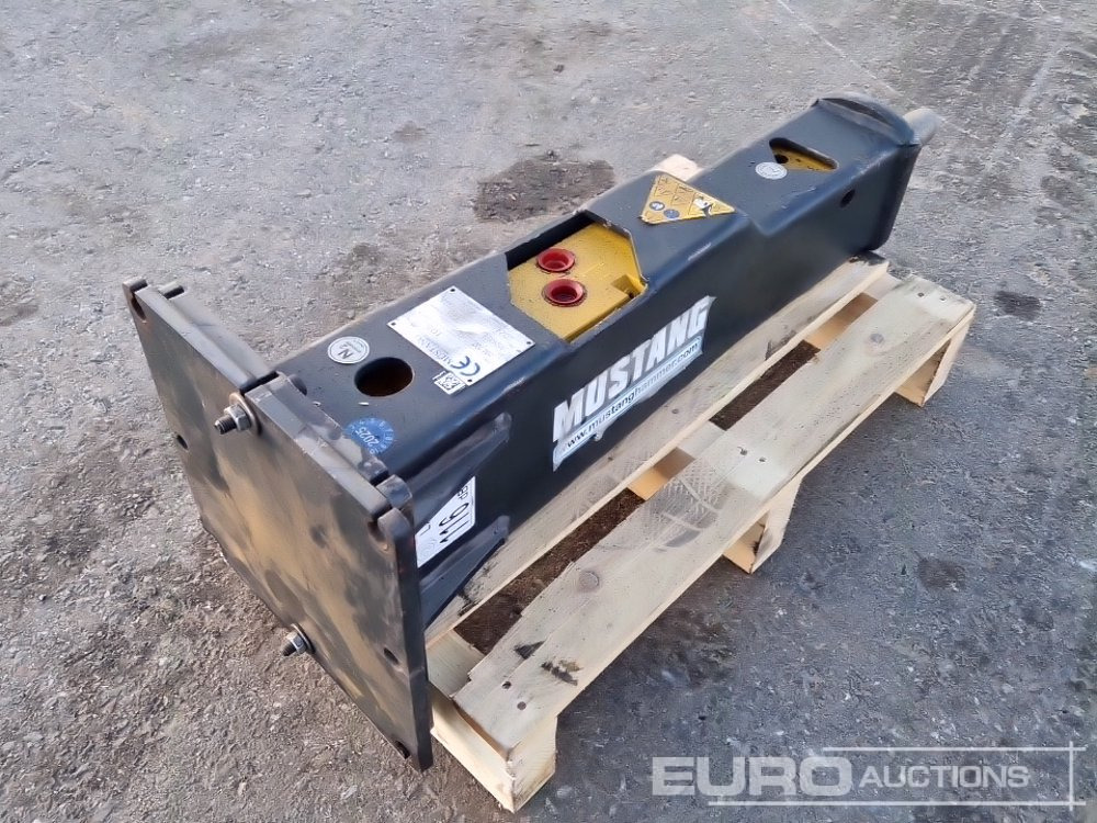 Mustang HM100 - Hydraulisk hammer: bilde 3 Mustang HM100 - Hydraulisk hammer: bilde 3