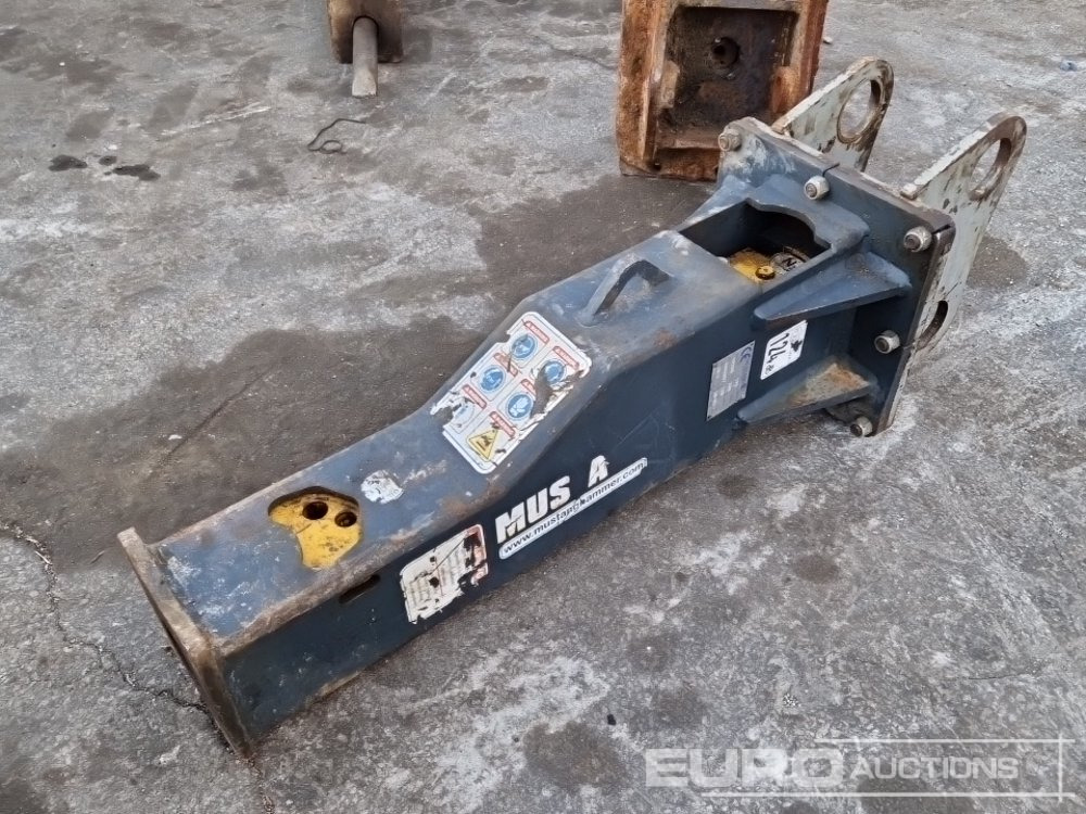 Mustang Hydraulic Breaker to suit Mini Excavator - Hydraulisk hammer: bilde 1 Mustang Hydraulic Breaker to suit Mini Excavator - Hydraulisk hammer: bilde 1