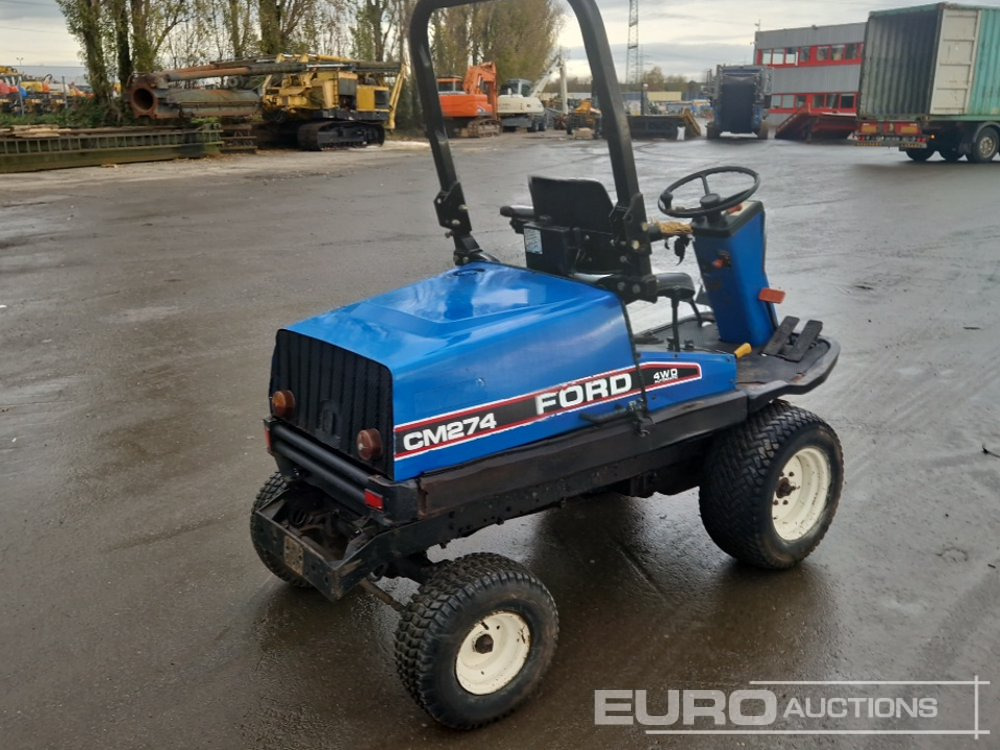 New Holland TM274 4WD Ride on Lawnmower, Roll Bar (No Cutting Deck) - Gressklipper: bilde 4 New Holland TM274 4WD Ride on Lawnmower, Roll Bar (No Cutting Deck) - Gressklipper: bilde 4