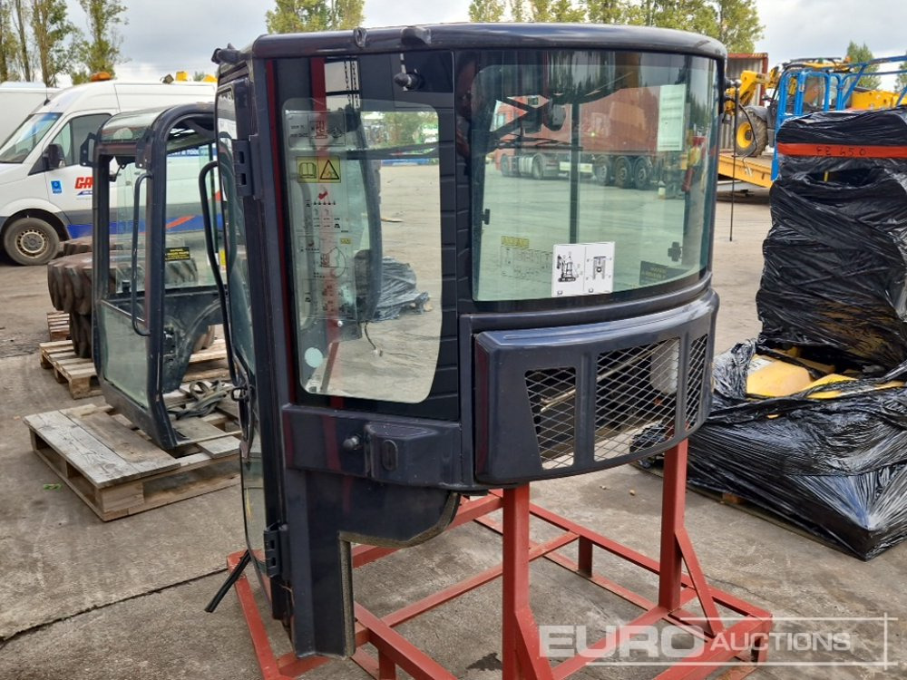 Cabin to suit Yanmar Excavator - Reservedeler for Gravemaskin: bilde 2 Cabin to suit Yanmar Excavator - Reservedeler for Gravemaskin: bilde 2
