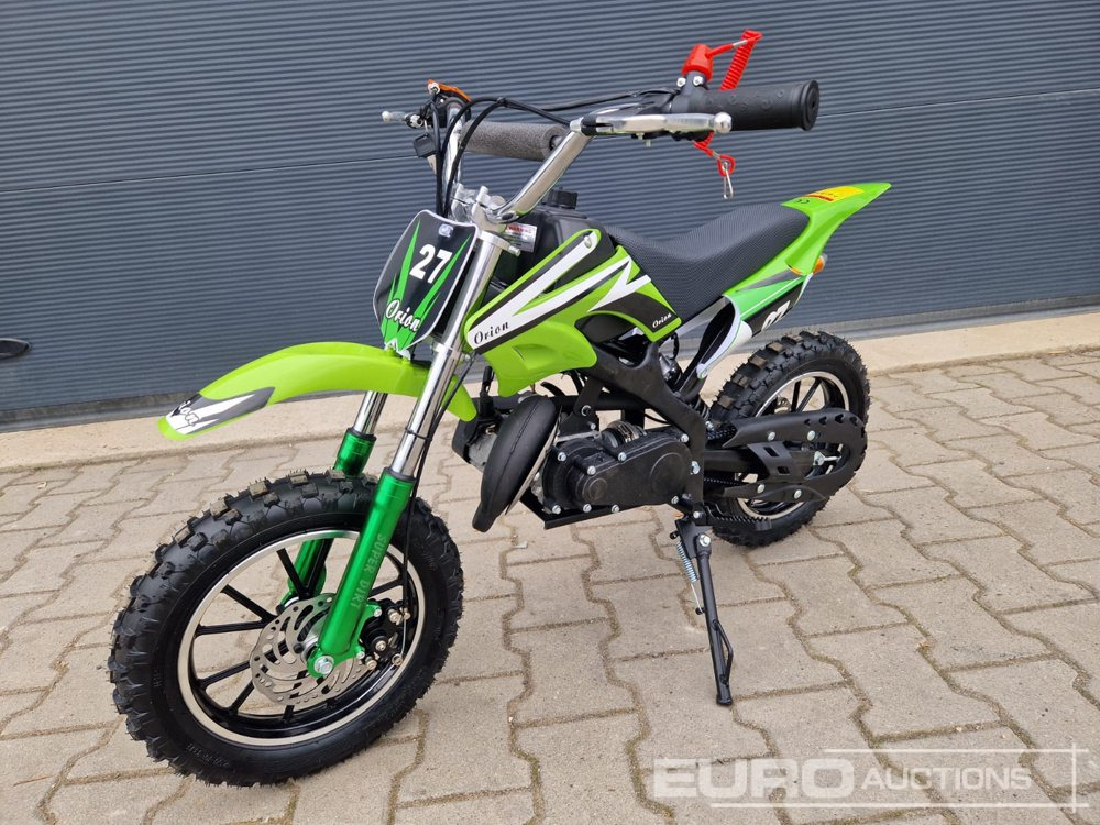 Unused DIRTBIKE 50R-D705 49CC Kids Petrol Motorbike, Automatic - Motorsykkel: bilde 1 Unused DIRTBIKE 50R-D705 49CC Kids Petrol Motorbike, Automatic - Motorsykkel: bilde 1