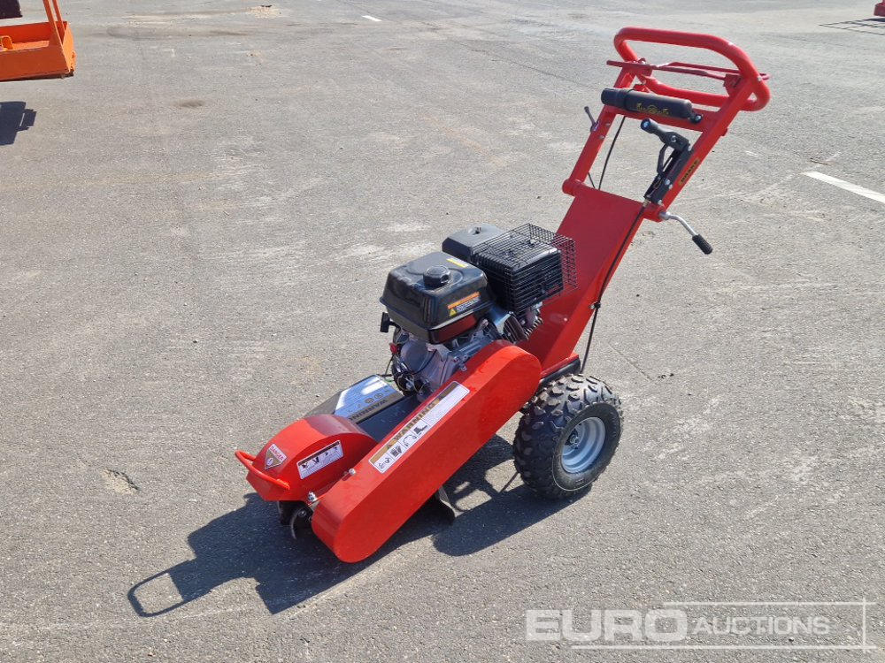 Unused Walk Behind Stump Grinder - Stubbefres: bilde 1 Unused Walk Behind Stump Grinder - Stubbefres: bilde 1