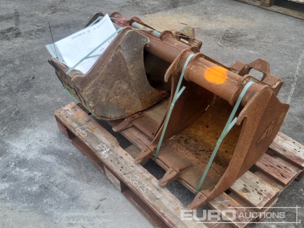 Various Digging Buckets, ARDEN to suit 2-4 Ton Excavator (3 of) - Skuffe: bilde 1 Various Digging Buckets, ARDEN to suit 2-4 Ton Excavator (3 of) - Skuffe: bilde 1