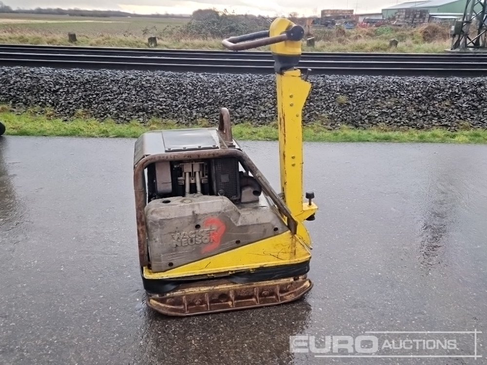 Wacker Neuson Walk Behind Compaction Plate - Asfaltteknikk: bilde 1 Wacker Neuson Walk Behind Compaction Plate - Asfaltteknikk: bilde 1