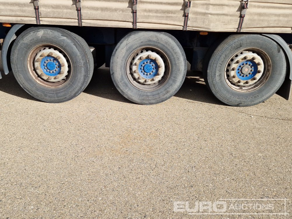 2001 Trailer Profi PRSH24 3 Axle Cuartainsider Trailer (Spanish Reg Docs Available / Documentación Española Disponible) - Gardintrailer: bilde 5 2001 Trailer Profi PRSH24 3 Axle Cuartainsider Trailer (Spanish Reg Docs Available / Documentación Española Disponible) - Gardintrailer: bilde 5