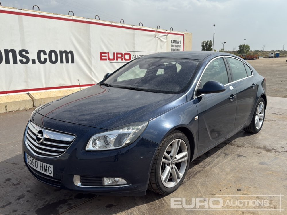 2012 Opel Insignia - Personenbil: bilde 1 2012 Opel Insignia - Personenbil: bilde 1