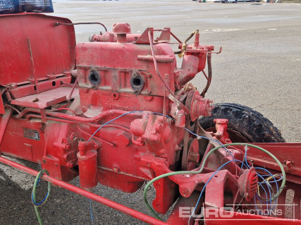 McCormick B250 - Traktor: bilde 2 McCormick B250 - Traktor: bilde 2