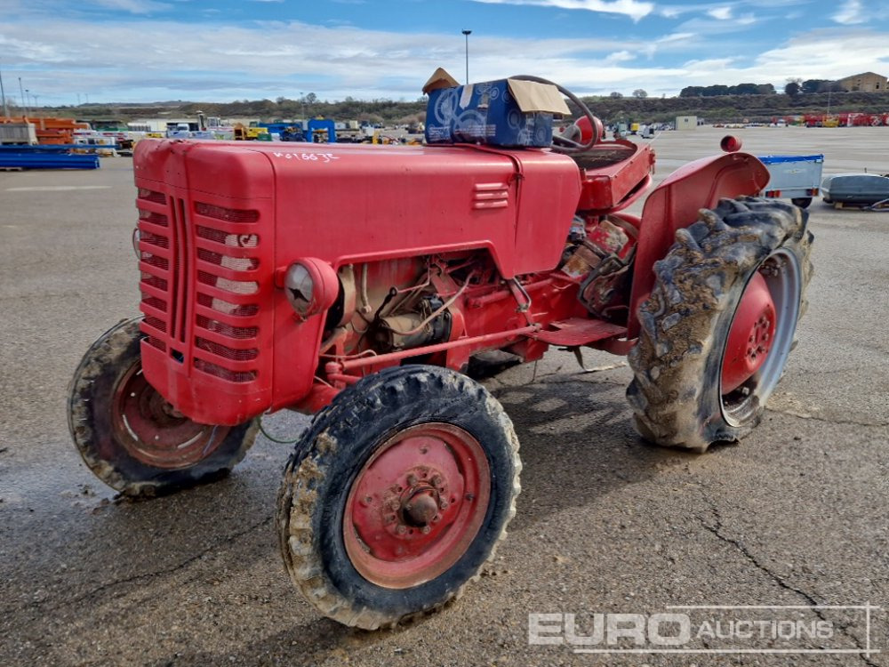McCormick B250 - Traktor: bilde 3 McCormick B250 - Traktor: bilde 3