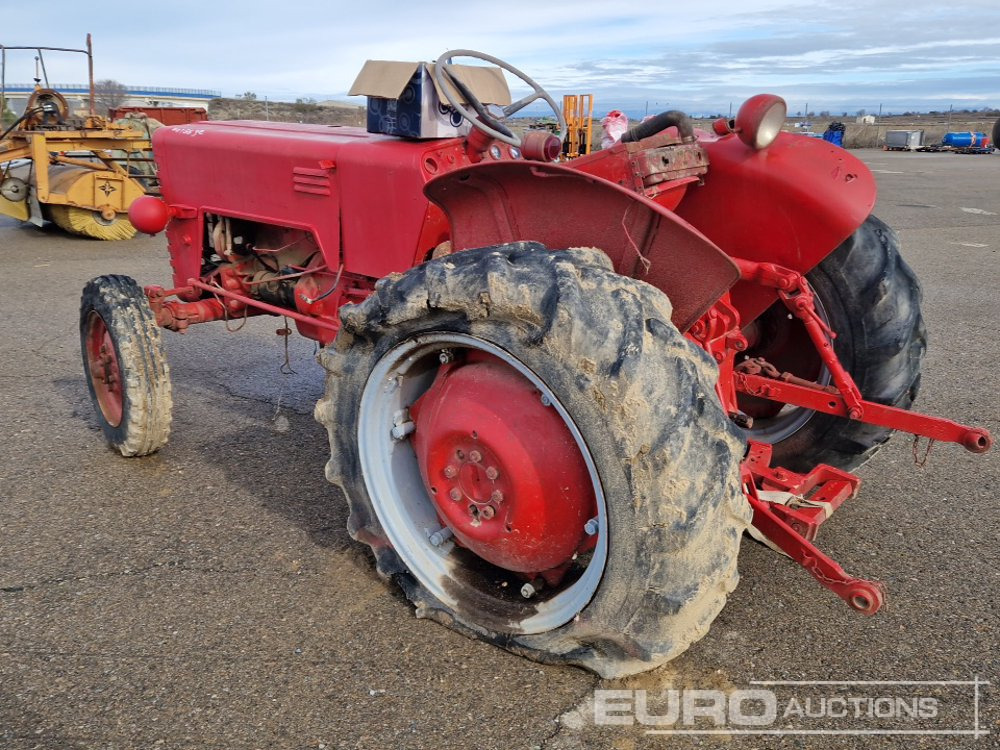 McCormick B250 - Traktor: bilde 4 McCormick B250 - Traktor: bilde 4