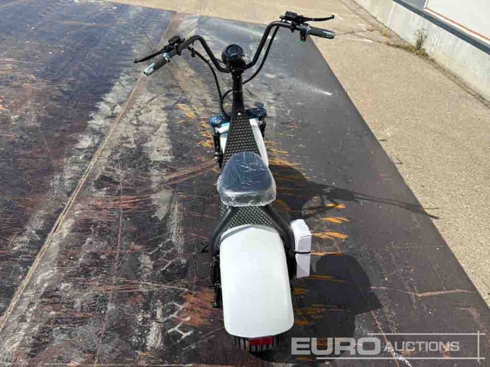 Unused City coco Electric Scooter Max Speed 40km/h, Autonomy 45km / Scooter Eléctrico - Motorsykkel: bilde 4 Unused City coco Electric Scooter Max Speed 40km/h, Autonomy 45km / Scooter Eléctrico - Motorsykkel: bilde 4