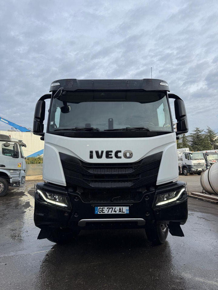 Camion béton Iveco XWay 420 GE-774-AL - Annet utstyr: bilde 1 Camion béton Iveco XWay 420 GE-774-AL - Annet utstyr: bilde 1