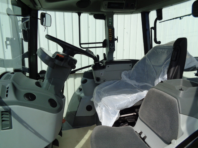 Claas Arion 430 - Traktor: bilde 5 Claas Arion 430 - Traktor: bilde 5