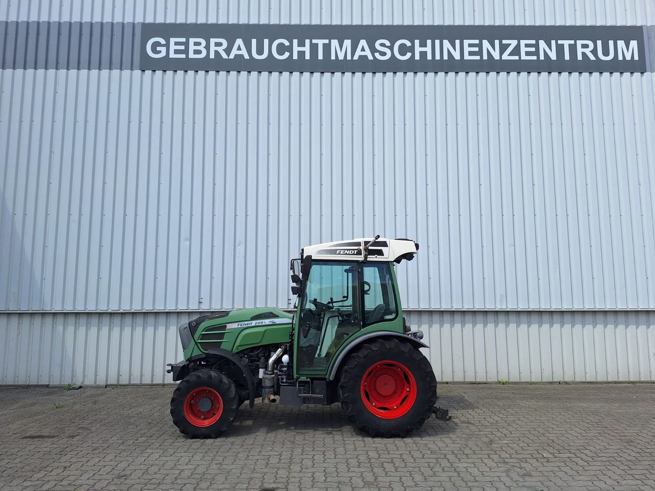 Fendt 209 VF Vario - Traktor: bilde 1 Fendt 209 VF Vario - Traktor: bilde 1