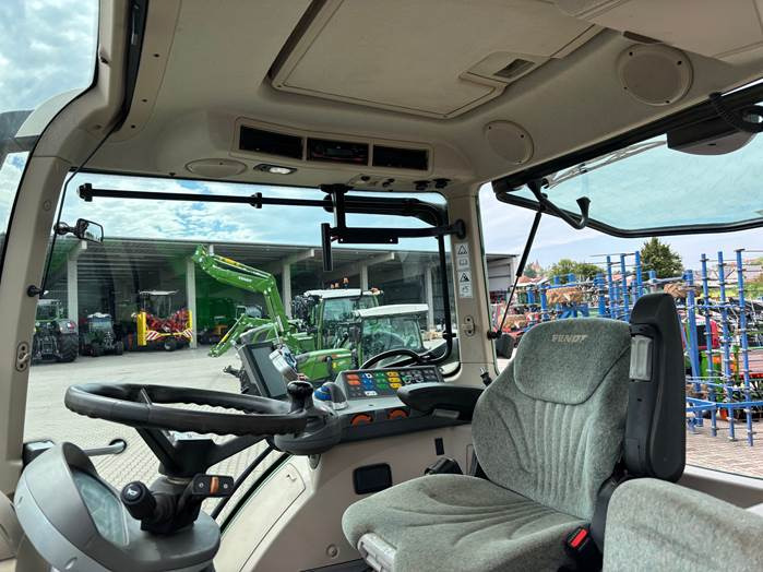 Fendt 313 Vario S4 Profi - Traktor: bilde 4 Fendt 313 Vario S4 Profi - Traktor: bilde 4