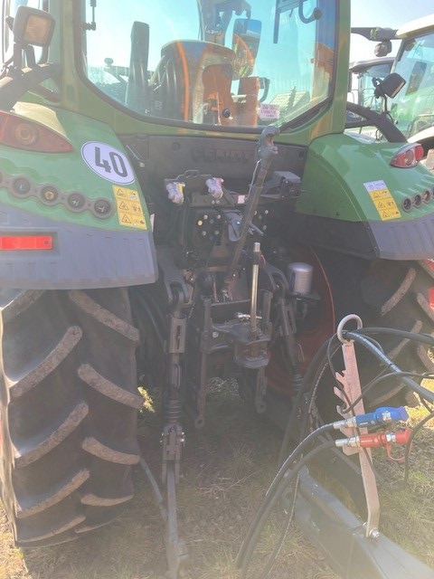 Fendt 313 Vario S4 - Traktor: bilde 4 Fendt 313 Vario S4 - Traktor: bilde 4