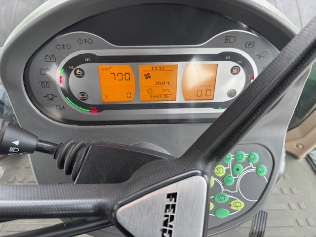 Fendt 722 Vario S4 Profi - Traktor: bilde 2 Fendt 722 Vario S4 Profi - Traktor: bilde 2