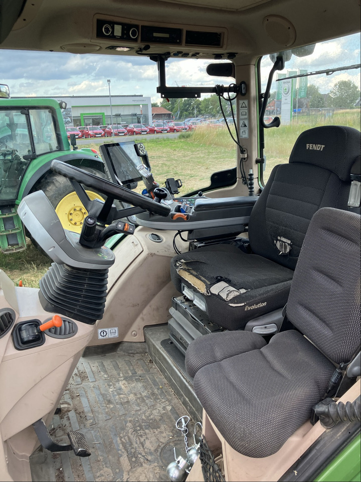 Fendt 724 Vario S4 - Traktor: bilde 4 Fendt 724 Vario S4 - Traktor: bilde 4