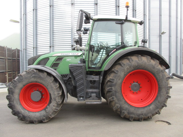 Fendt 724 Vario SCR Profi Plus - Traktor: bilde 1 Fendt 724 Vario SCR Profi Plus - Traktor: bilde 1