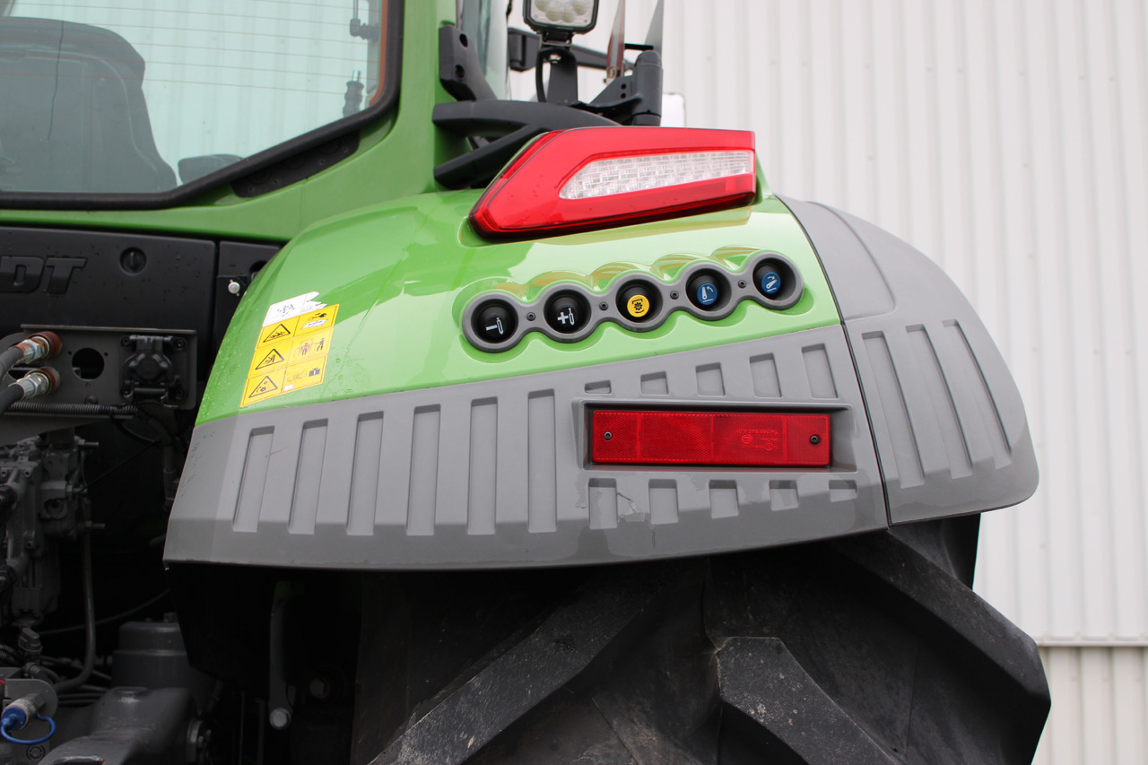 Fendt 726 Vario Gen7 Power Setting2 - Traktor: bilde 2 Fendt 726 Vario Gen7 Power Setting2 - Traktor: bilde 2