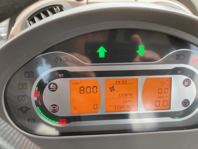 Fendt 824 Vario S4 Profi - Traktor: bilde 2 Fendt 824 Vario S4 Profi - Traktor: bilde 2