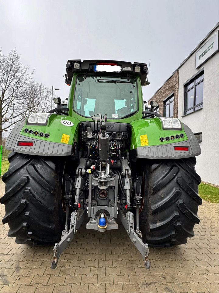 Fendt 933 Vario Gen6 Profi Plus - Traktor: bilde 5 Fendt 933 Vario Gen6 Profi Plus - Traktor: bilde 5