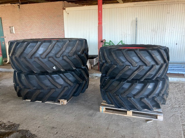 Fendt Trelleborg 650/75R38 600/65R - Dekk: bilde 1 Fendt Trelleborg 650/75R38 600/65R - Dekk: bilde 1