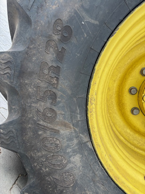 John Deere 6210 R - Traktor: bilde 4 John Deere 6210 R - Traktor: bilde 4