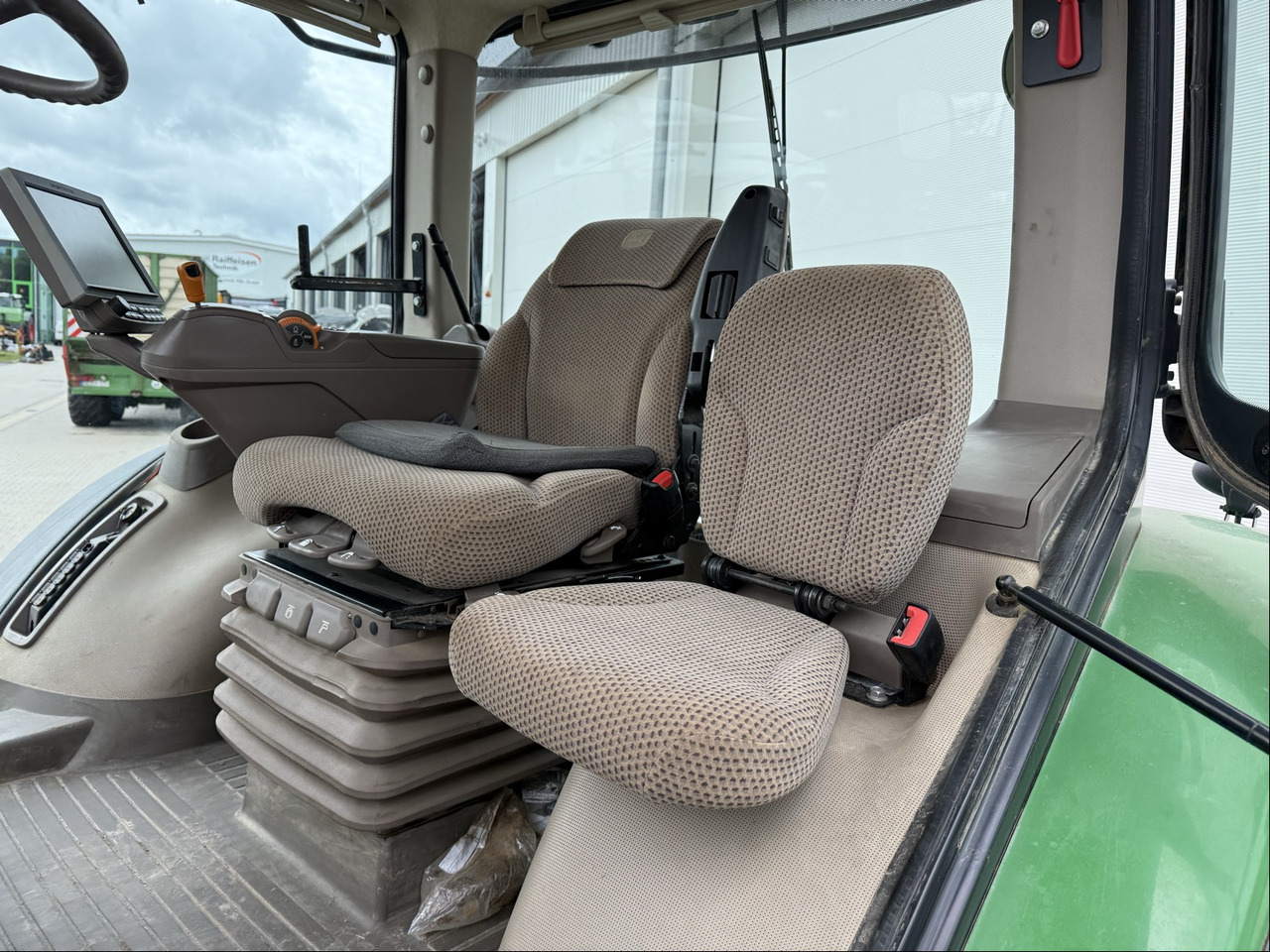 John Deere 7310R E23 - Traktor: bilde 3 John Deere 7310R E23 - Traktor: bilde 3