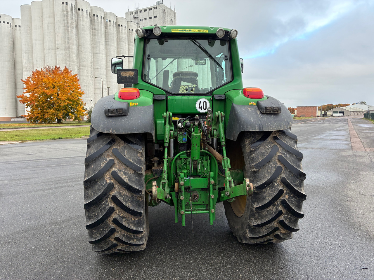 John Deere 7430 - Traktor: bilde 5 John Deere 7430 - Traktor: bilde 5