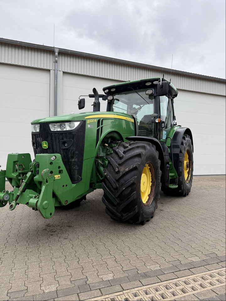 Traktor John Deere 8320 R E23: bilde 13