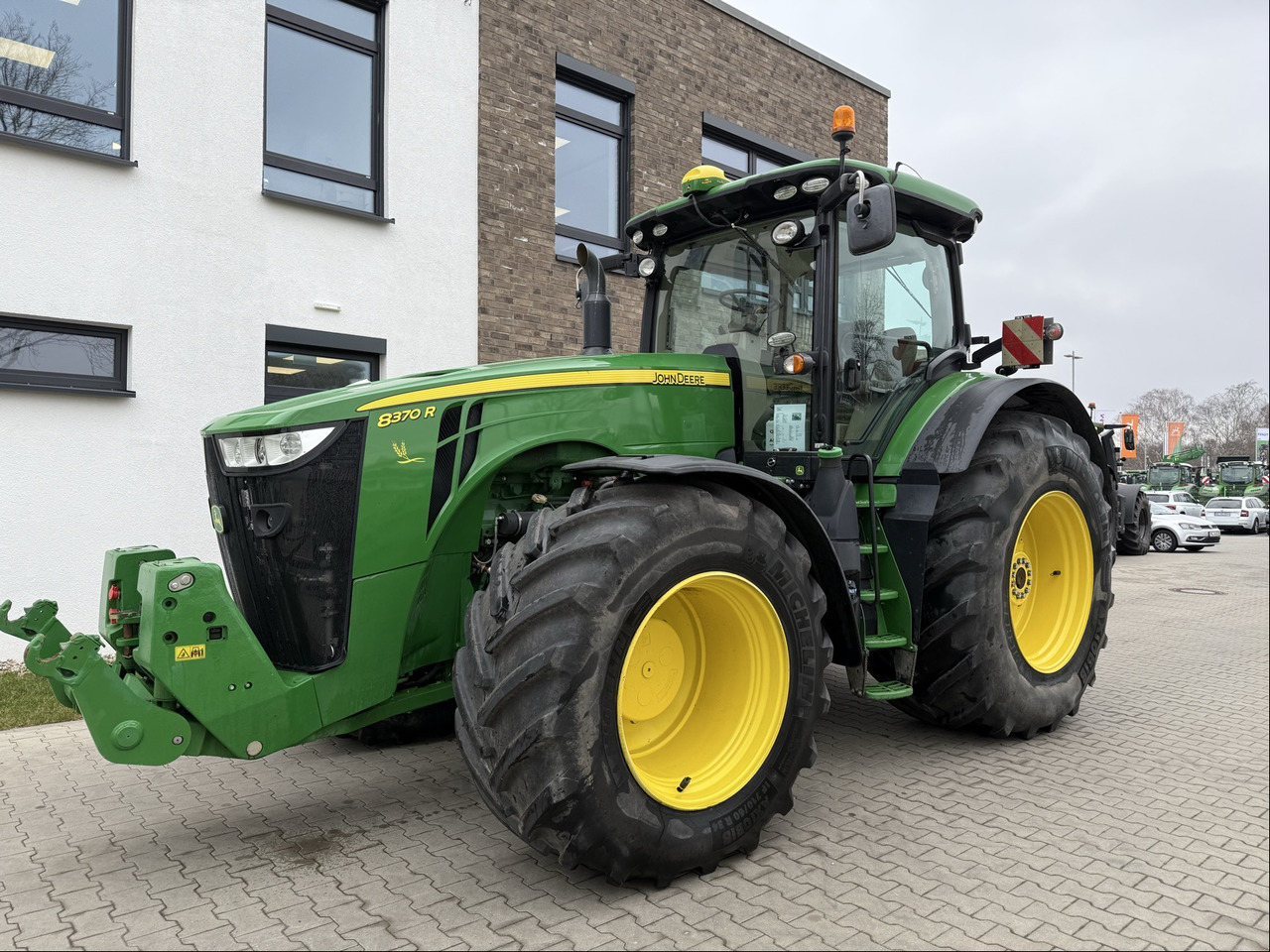 John Deere 8370 R - Traktor: bilde 1 John Deere 8370 R - Traktor: bilde 1