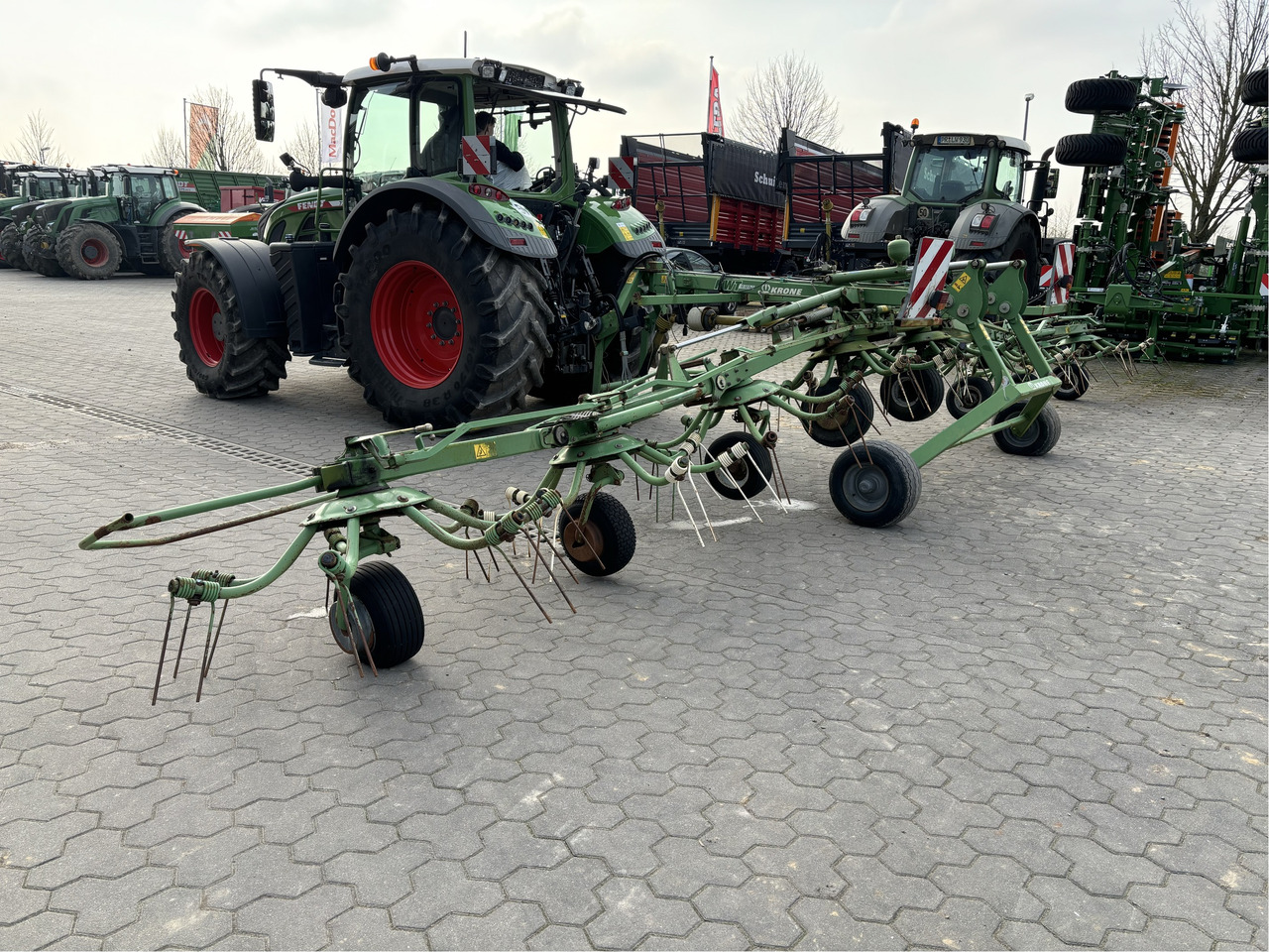 Krone KWT 10.50 / 8 x 7 Heuwender - Høyvender: bilde 2 Krone KWT 10.50 / 8 x 7 Heuwender - Høyvender: bilde 2