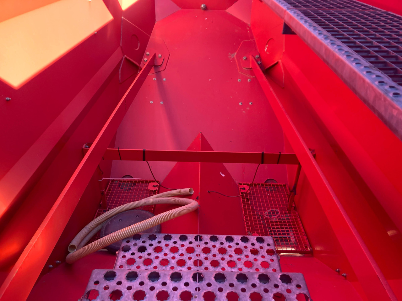 Kverneland DG 12000 - Såmaskin: bilde 4 Kverneland DG 12000 - Såmaskin: bilde 4