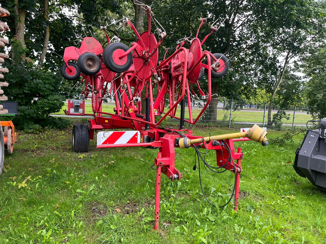 Lely Heuwender 1020 T - Høyvender: bilde 3 Lely Heuwender 1020 T - Høyvender: bilde 3