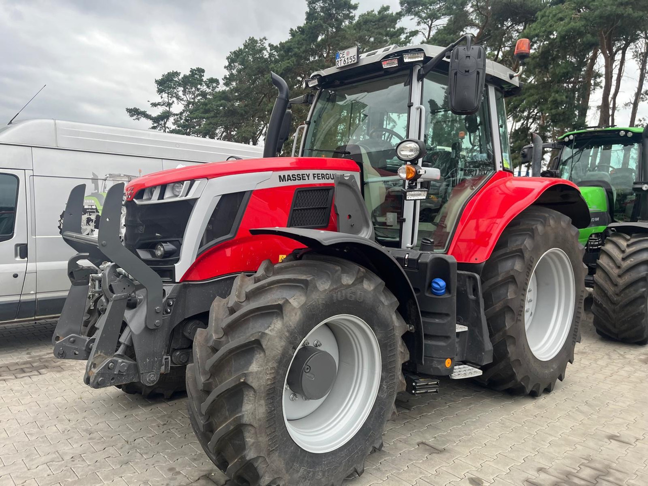 Massey Ferguson 6S.155 Dyna-VT EXCLUSIVE - Traktor: bilde 5 Massey Ferguson 6S.155 Dyna-VT EXCLUSIVE - Traktor: bilde 5
