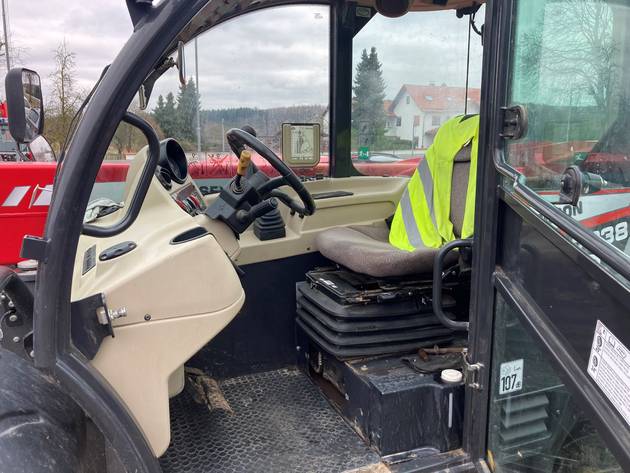 Massey Ferguson Telekoplader TH 7038 - Teleskoplastere: bilde 5 Massey Ferguson Telekoplader TH 7038 - Teleskoplastere: bilde 5