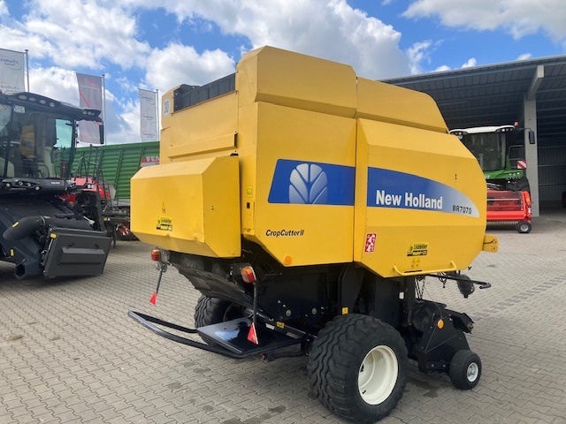 New Holland BR 7070 Crop Cutter II - Grasutstyr: bilde 2 New Holland BR 7070 Crop Cutter II - Grasutstyr: bilde 2