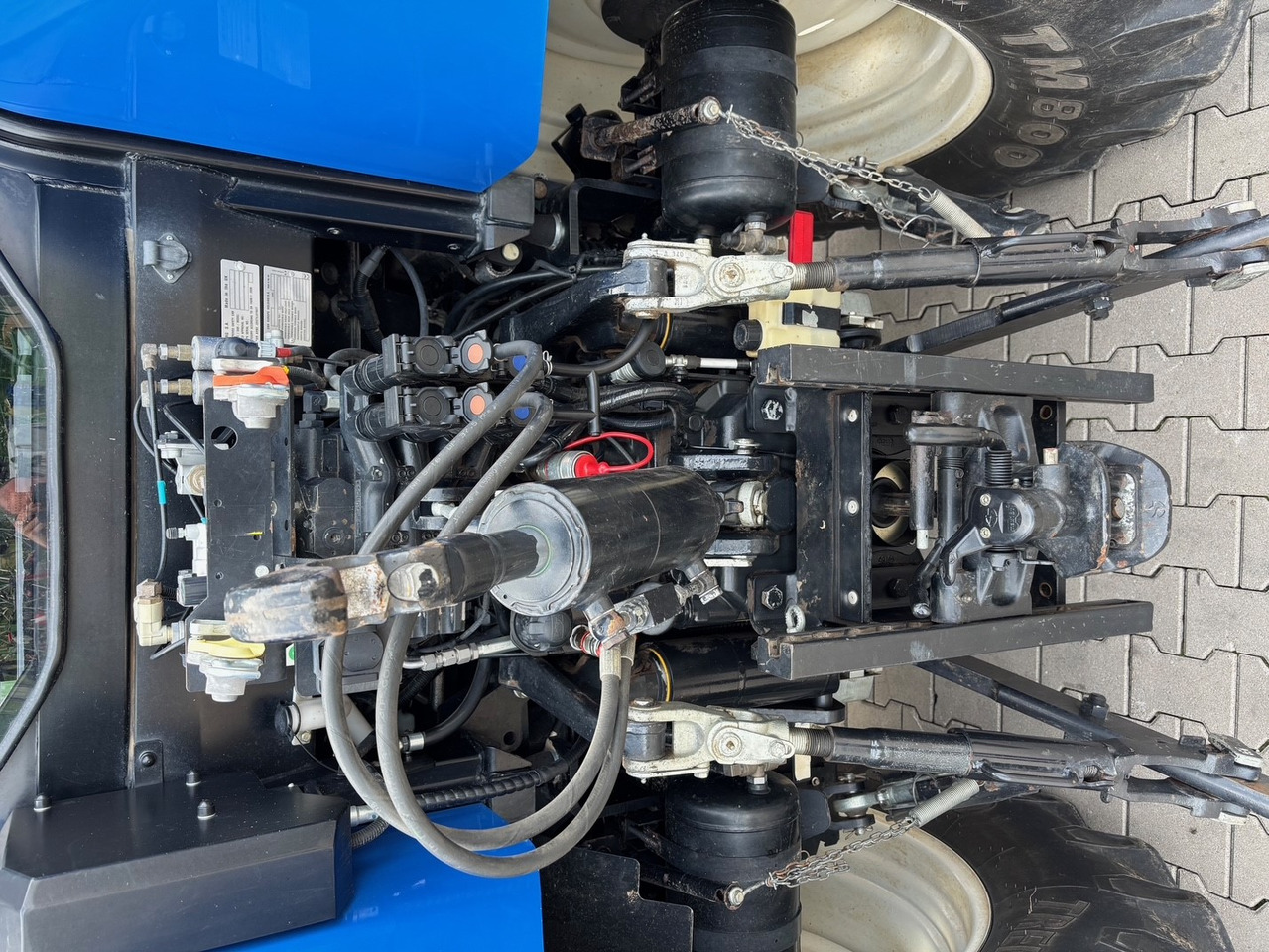 New Holland T6.140 Auto Command - Traktor: bilde 5 New Holland T6.140 Auto Command - Traktor: bilde 5